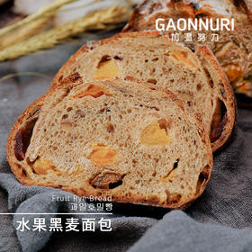 水果黑麦面包