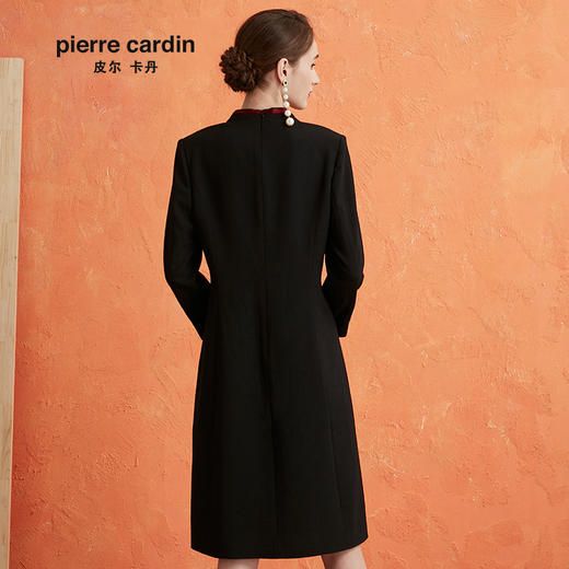 皮尔卡丹女装年秋季新款简约干练职业长袖连衣裙P0318DL07B0
 商品图2