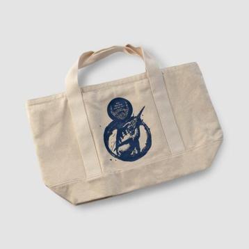 【外包装破损，内里物品完好，介意勿拍】海明威纪念礼盒（内含6件套） 商品图5