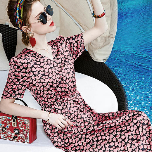 丁摩 桑蚕丝v领连衣裙女夏装气质修身收腰显瘦裙20-184DB699 商品图5