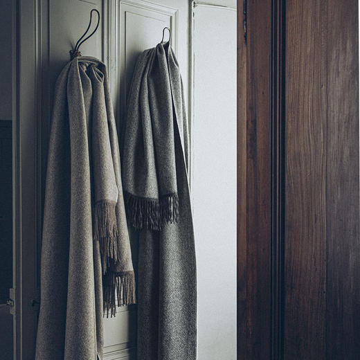 AT邸尔铂 · 法国进口奢华家纺游牧者NOMADE家居床品配件搭毯 商品图1