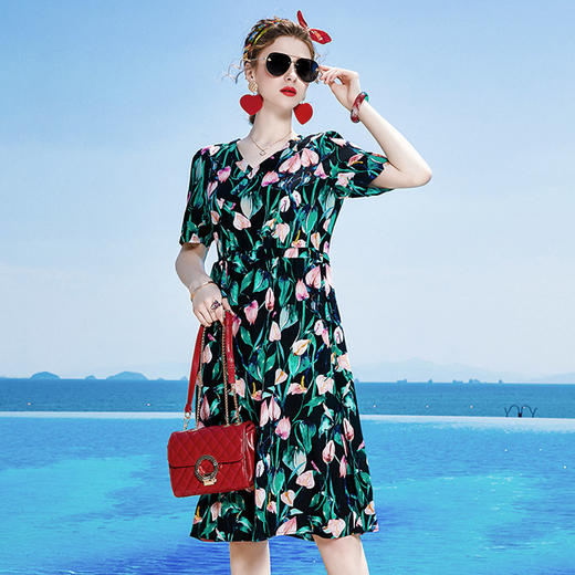 丁摩 桑蚕丝v领连衣裙女夏装气质修身收腰显瘦裙20-184DB699 商品图7