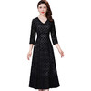 WXY-W-A6-19256W新款秋镂空蕾丝法式复古黑色V领轻熟裙子 商品缩略图2