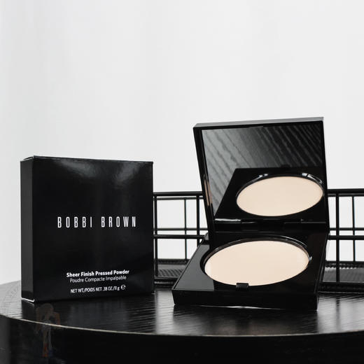 芭比布朗第三代定妆粉饼 商品图1