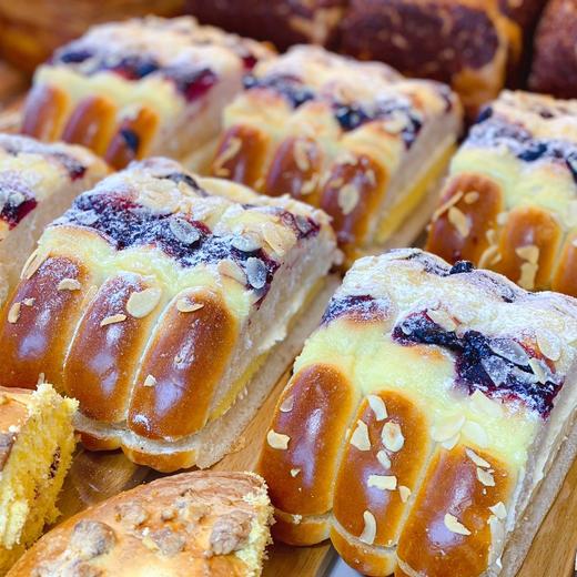 急救包（约10:00出炉）蓝莓果酱➕奶酪夹心 商品图2