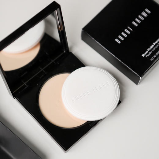 芭比布朗第三代定妆粉饼 商品图4