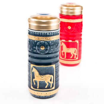 乾唐轩皇家骏马礼盒装随身杯带金（兰+中国红） 商品图3