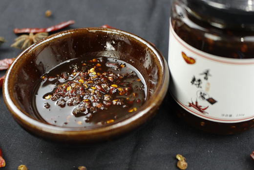 超好吃的手工香辣酱凤城大姐拌饭酱230g*2瓶 商品图0