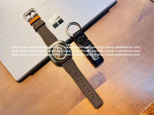 现货SEVENFRIDAY 七个星期五手表机械男表T2/01  改革后的新款比旧款更薄大小45.6x45.0mm 更符合国人手型 316L精钢拉砂表壳 线条质感明显 30米防水 机芯方面搭载日本镂空全 商品图7
