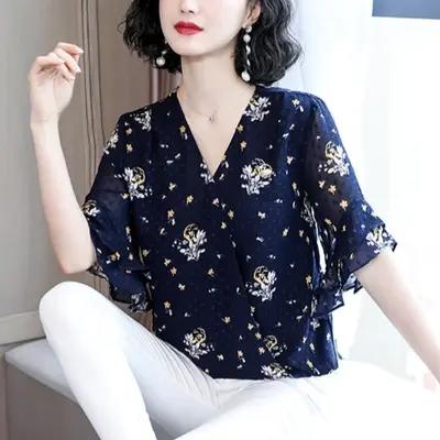 MZZ4143 喇叭袖女夏装短袖2020新款V领洋气妈妈小衫遮肚子上衣 商品图0