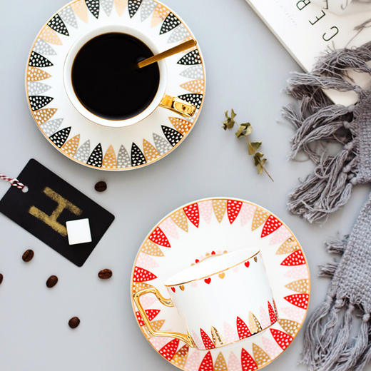 诺轩 英伦风ins欧式陶瓷杯咖啡杯套装下午茶茶具创意杯子家用带碟勺架 一见倾心 商品图1