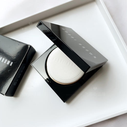 芭比布朗第三代定妆粉饼 商品图5