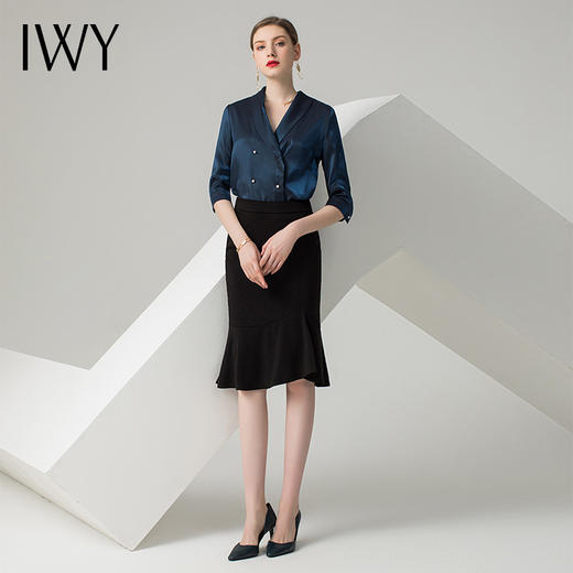 IWY/蓝色五分袖衬衫黑色半裙套装AB0288+AS0185 商品图3
