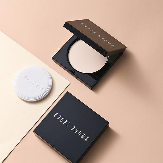 芭比布朗第三代定妆粉饼 商品图2