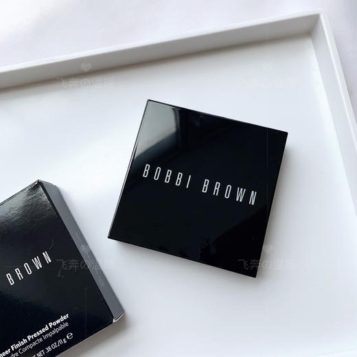 芭比布朗第三代定妆粉饼 商品图6