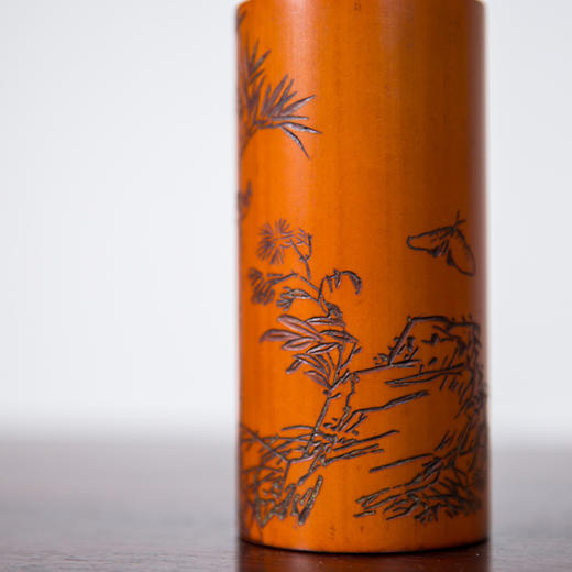清代  竹雕花鸟纹笔筒 商品图1