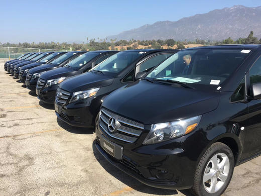 奔驰7座商务接送机--特惠价430元起/次（全国32个城市） 商品图0