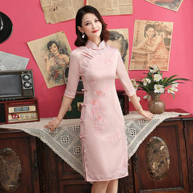 MLS-8146改良丝绸，绣花中袖旗袍