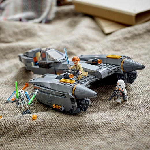 乐高LEGO 格里弗斯将军的星际战斗机75286 商品图3
