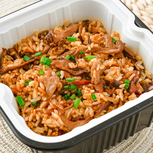 莫小仙菌菇牛肉煲仔饭