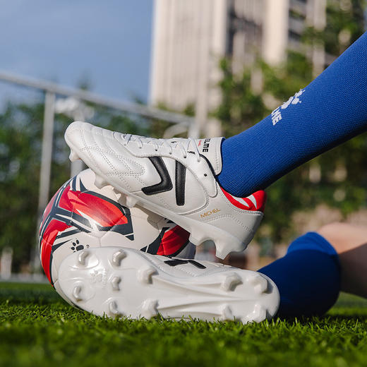 卡尔美足球鞋男FG长钉成人防滑青少年小牛皮专业比赛训练鞋 商品图1