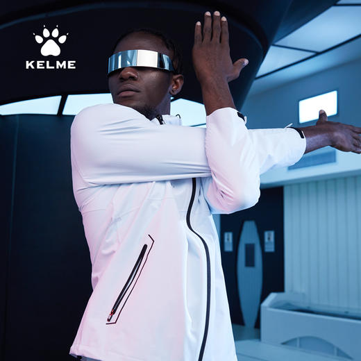 卡尔美男士春季连帽开衫运动外套 商品图3