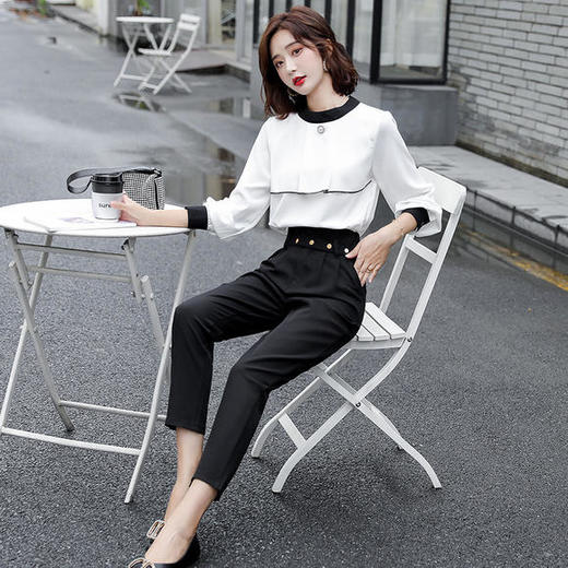 HRFS-WY89129新款时尚优雅气质圆领拼色上衣直筒裤两件套 商品图0