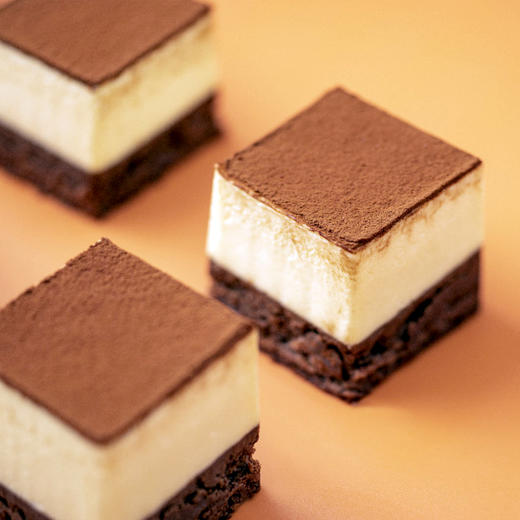 Dark and White Chocolate Mousse 黑白巧克力慕斯 商品图1