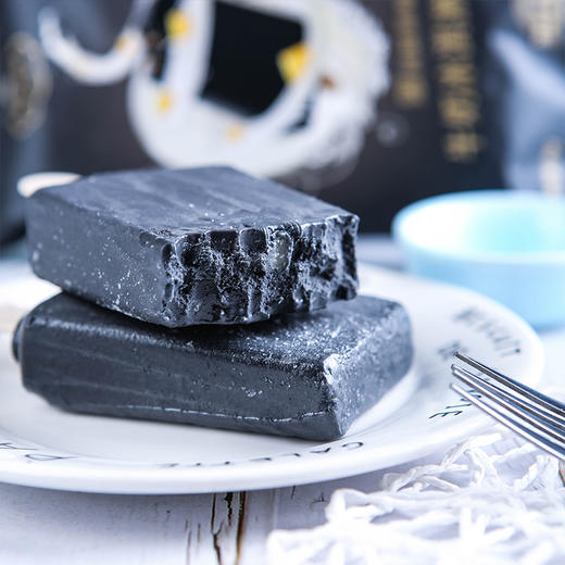 蒙牛黑凤梨果肉冰淇淋社群接龙低至5折