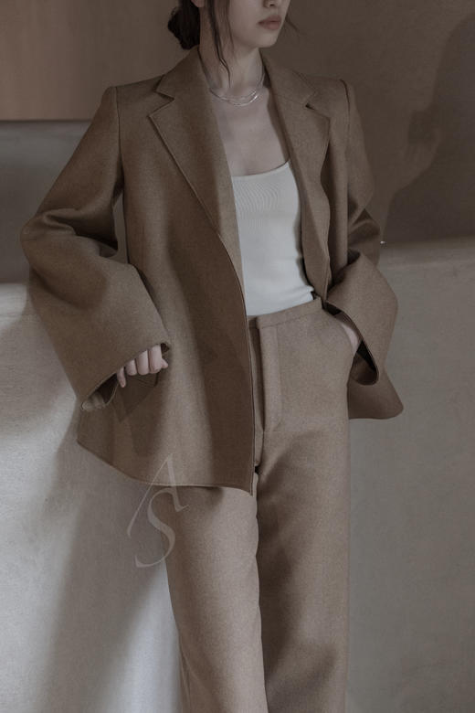 TOTEME 卡其色/黑色 ALAIOR羊毛直筒裤 商品图3