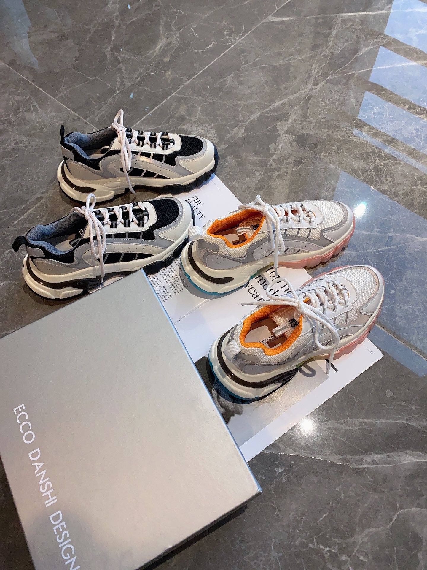 ec彩虹底增高鞋