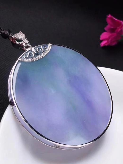 86532 翡翠浓紫平安无事牌