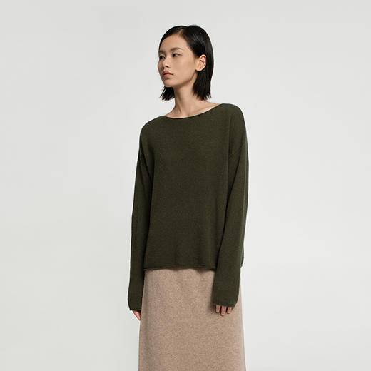 2020经典款女士纯山羊绒一字领稀针条纹套头衫 商品图1