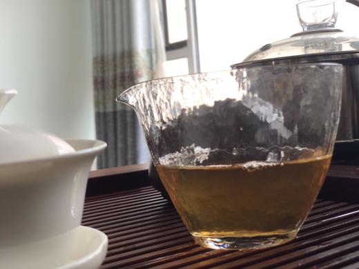 宽茶窄酒｜【限量款生普洱茶饼】“岁云暮”勐宋大曼吕 2020年 商品图4