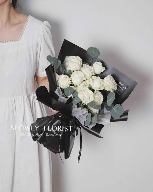 留白-白玫瑰花束 商品图2