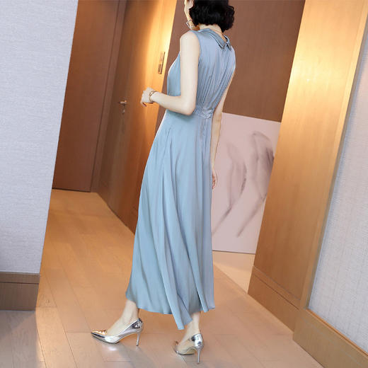 XFFS6633新款时尚优雅气质修身显瘦无袖大摆连衣裙TZF 商品图3