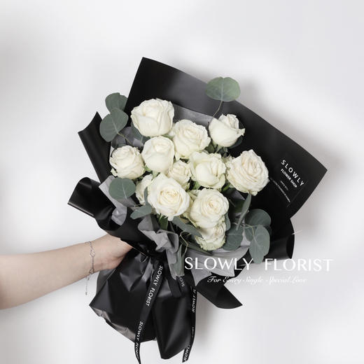 留白-白玫瑰花束 商品图1