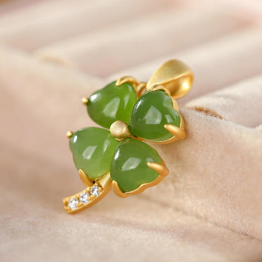 DSY-DZ022新款时尚S925纯银镀金镶嵌和田碧玉四叶草吊坠项链 商品图3