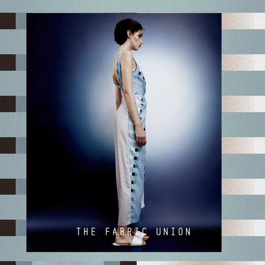 THE FABRIC UNION「高贵的野蛮人」系列服装 ⽆袖V领连⾐裙 现货 商品图3
