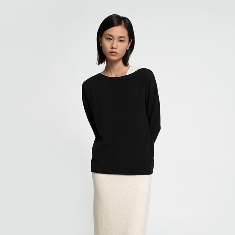 2020经典款女士纯山羊绒一字领稀针条纹套头衫