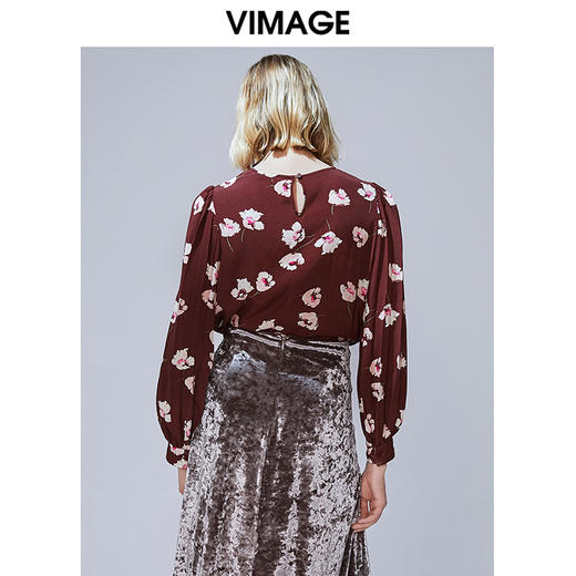 VIMAGE纬漫纪秋款复古印花宫廷风灯笼袖显瘦直筒上衣女V1413008 商品图3