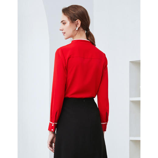 EITIE爱特爱女装时尚气质通勤系带V领显瘦衬衫C2013520 商品图3