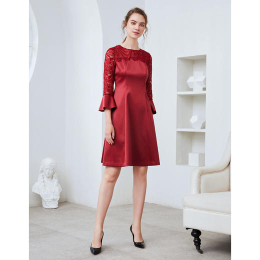 EITIE爱特爱秋季新款洋气复古蕾丝拼接喇叭袖收腰连衣裙女裙C20075124 商品图1