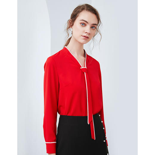 EITIE爱特爱女装时尚气质通勤系带V领显瘦衬衫C2013520 商品图2