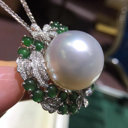 翡翠珍珠吊坠18k厚金钻石77翡翠吊坠169mm冷光澳白珍珠正圆强光皮滑