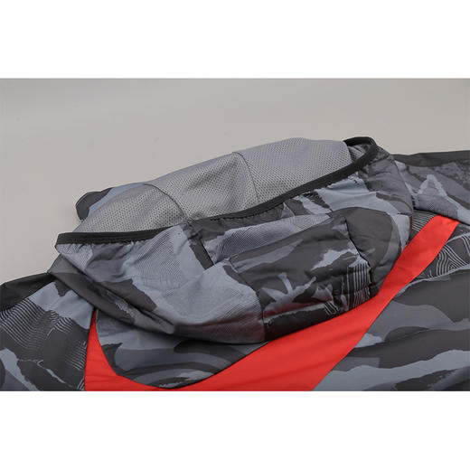 NIKE/耐克 利物浦20/21赛季 防泼水夹克CZ2776060 商品图2