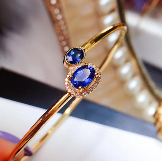 【天然蓝宝石手镯】18k金镶嵌钻石 主石:1.1克拉 钻石:25颗 总重:3.