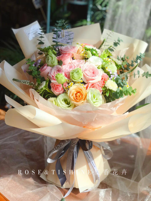 【柔情蜜意】9朵蜜桃雪山➕12朵粉玫瑰➕洋桔梗➕配花时尚大花束 商品图0