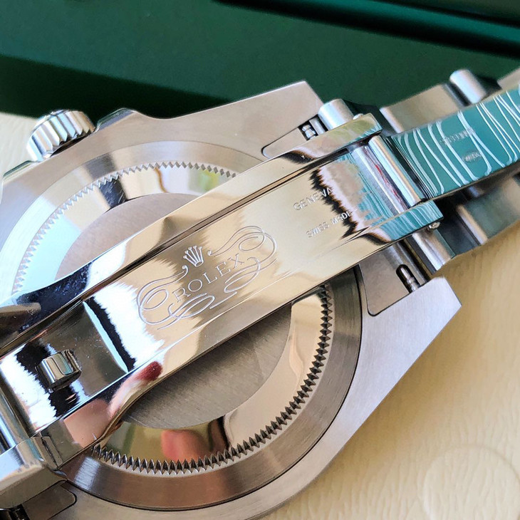劳力士rolex水鬼904钢材航空材料日本8215自动机械机芯八年质保