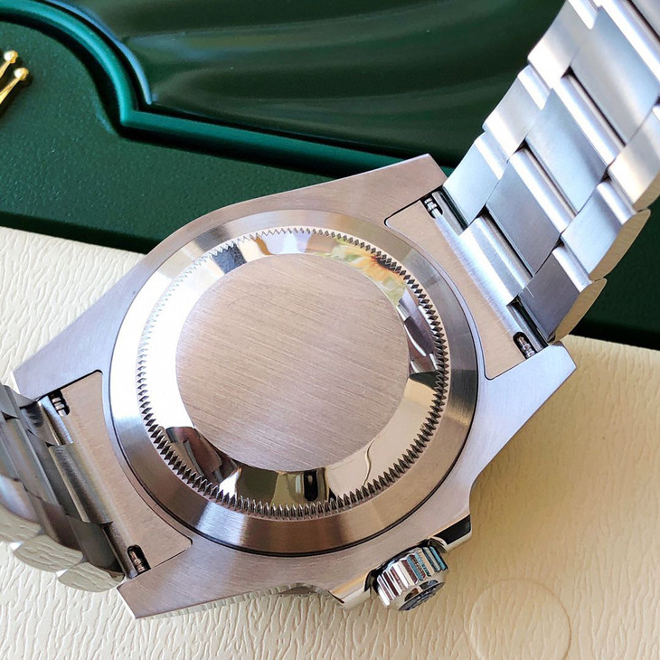 劳力士rolex水鬼904钢材航空材料日本8215自动机械机芯八年质保